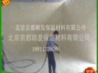 聚氨酯噴涂現(xiàn)場 聚氨酯噴涂現(xiàn)場